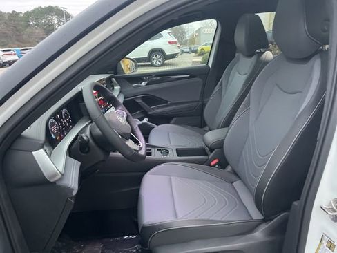 New 2026 Volkswagen Tiguan SE R-Line image 20