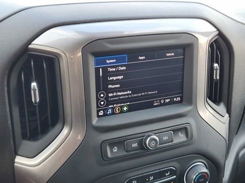 Used 2025 Chevrolet Silverado 2500 Custom w/ Custom Value Package image 6