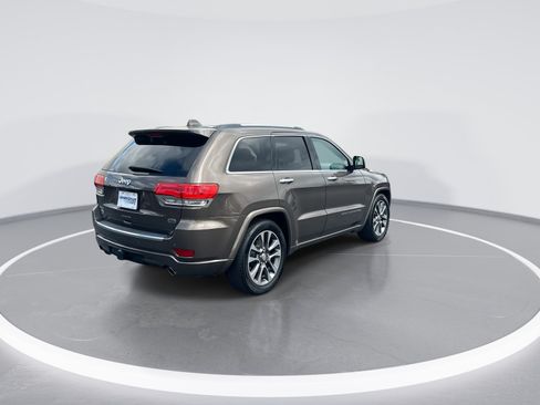 Used 2017 Jeep Grand Cherokee Overland AWD/4WD image 9