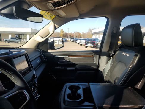 Used 2021 RAM 1500 Laramie image 26