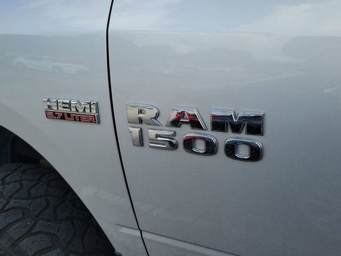 Used 2018 RAM 1500 Classic SLT AWD/4WD image 5
