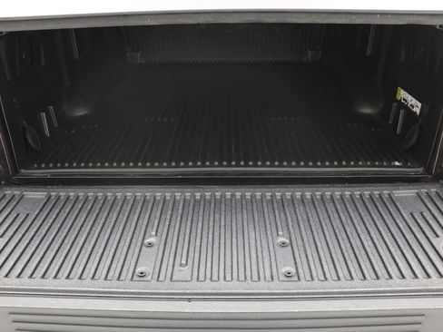 Used 2019 Ford F150 Lariat w/ Equipment Group 501A Mid AWD/4WD image 11