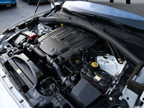 Used 2019 Jaguar F-PACE S image 55