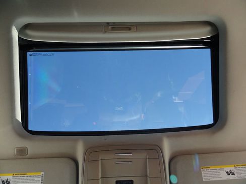 Used 2019 Chevrolet Tahoe Premier image 18