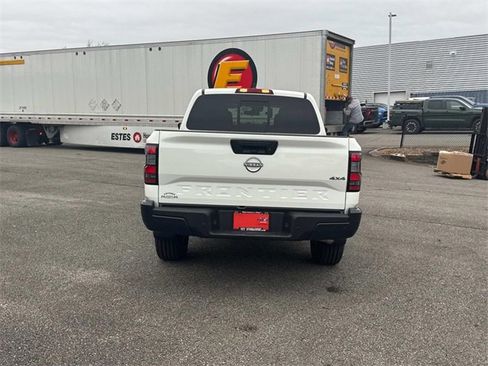 New 2026 Nissan Frontier S image 5