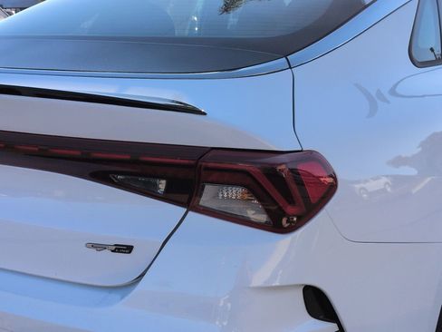 Used 2022 Kia K5 GT-Line image 11