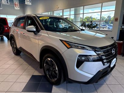 Used 2024 Nissan Rogue SV