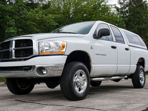 Used 2006 Dodge Ram 2500 Truck SLT w/ Trailer Tow Group AWD/4WD image 68