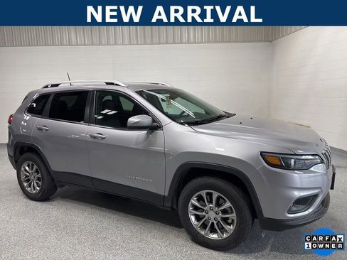 Used 2021 Jeep Cherokee Latitude Plus AWD/4WD image 1