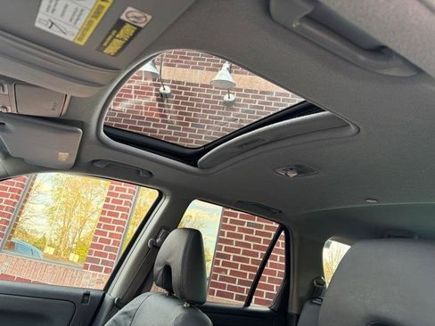 Used 2006 Honda CR-V EX image 28