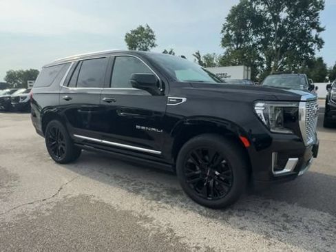 Used 2021 GMC Yukon Denali AWD/4WD image 2