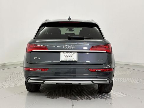 Used 2023 Audi Q5 2.0T Premium w/ Convenience Package image 10