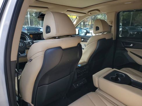 Certified 2024 Acura MDX SH-AWD w/ Advance Package image 13