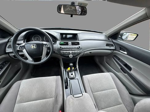 Used 2009 Honda Accord LX-P image 19