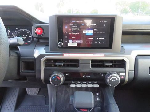 Certified 2025 Toyota Tacoma TRD Off-Road image 28