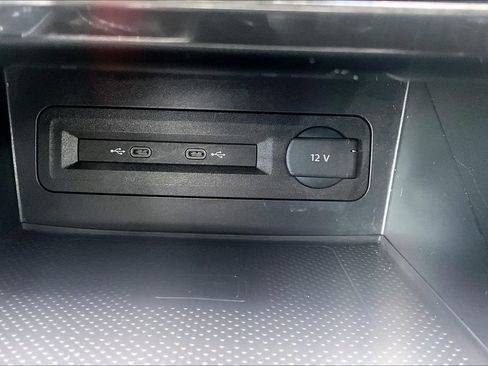 Used 2022 Volkswagen Atlas SE w/ Panoramic Sunroof Package FWD image 34