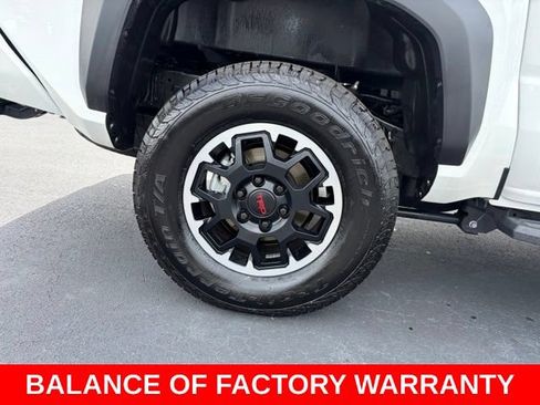 Used 2025 Toyota Tacoma TRD Off-Road w/ TRD Off Road Upgrade Package AWD/4WD image 7