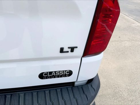 Used 2020 Chevrolet Silverado 1500 LT w/ Texas Edition RWD image 10