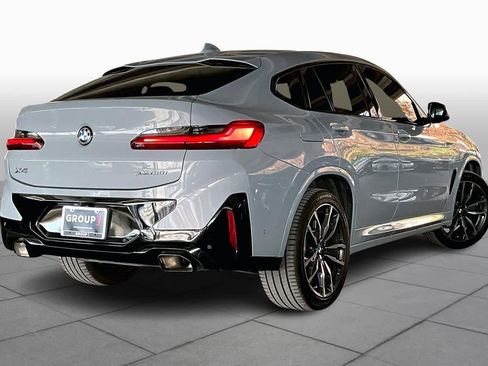 Used 2025 BMW X4 xDrive30i w/ Premium Package image 12