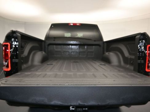 New 2026 RAM 3500 Big Horn AWD/4WD image 24