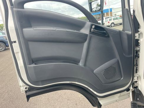 Used 2024 Chevrolet Low Cab Forward image 26