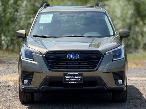 Certified 2024 Subaru Forester Premium AWD/4WD image 2