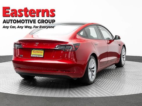 Used 2021 Tesla Model 3 Standard Range Plus RWD image 4