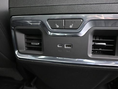 New 2026 GMC Sierra 2500 SLT w/ SLT Convenience Package image 10