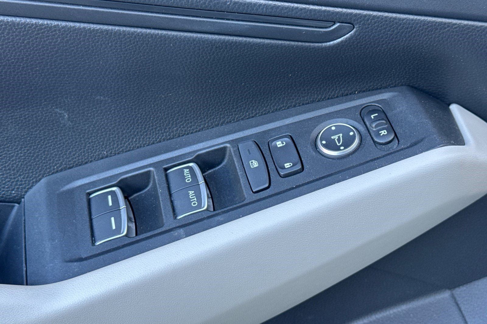 Used 2024 Honda Accord LX image 14
