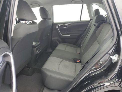 Used 2022 Toyota RAV4 XLE image 13