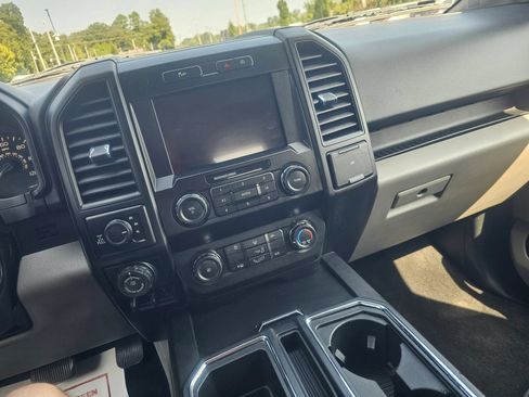 Used 2019 Ford F150 XL w/ Equipment Group 101A Mid AWD/4WD image 15