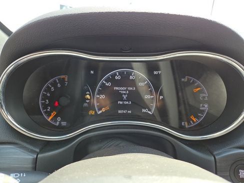 Used 2021 Jeep Grand Cherokee Limited w/ Luxury Group II AWD/4WD image 25