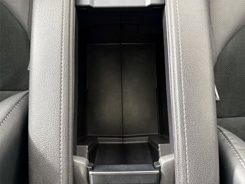 Used 2024 Toyota Grand Highlander AWD Hybrid image 35