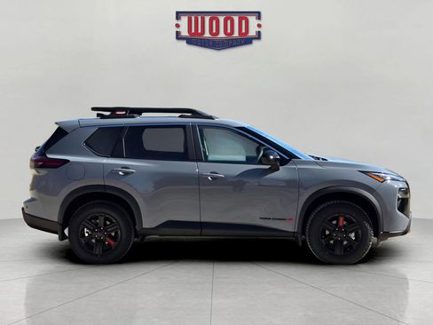 New 2026 Nissan Rogue SV AWD/4WD image 2