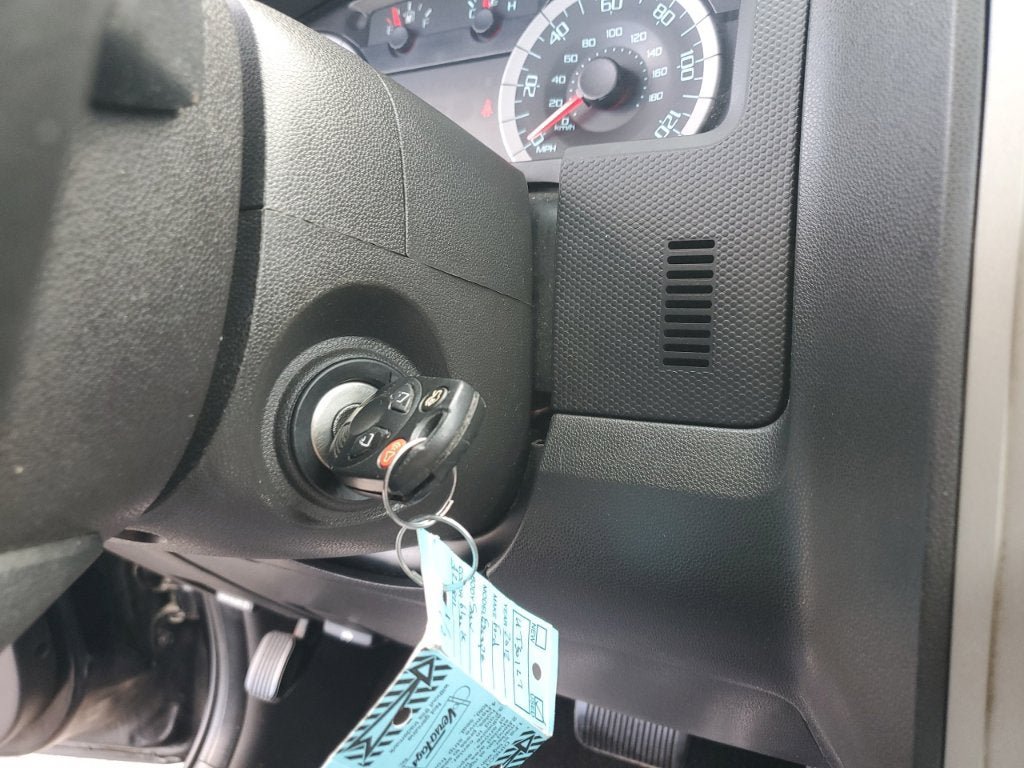 Used 2012 Ford Escape XLT FWD image 30