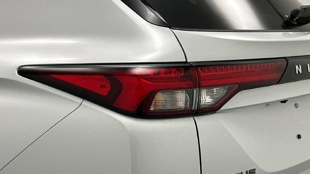 New 2026 Nissan Rogue SL AWD/4WD image 21