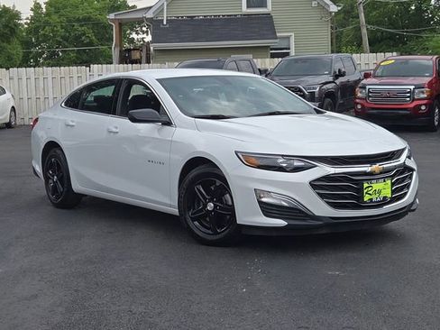 Certified 2022 Chevrolet Malibu LS FWD image 1