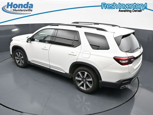 Used 2024 Honda Pilot Touring image 38