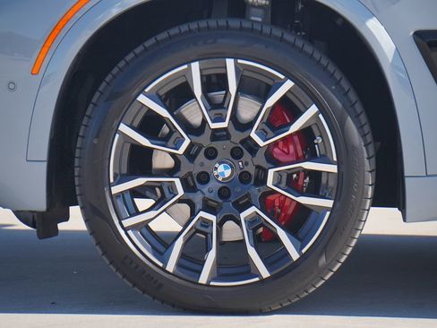 New 2026 BMW X5 xDrive40i w/ Executive Package image 5