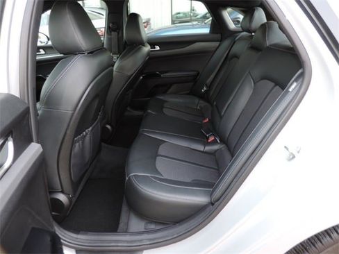 Used 2023 Kia K5 GT-Line image 15