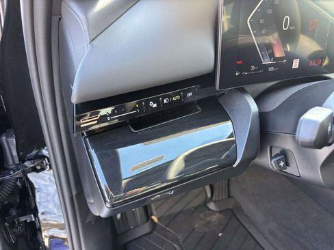New 2026 BMW 530i xDrive w/ Premium Package AWD/4WD image 15