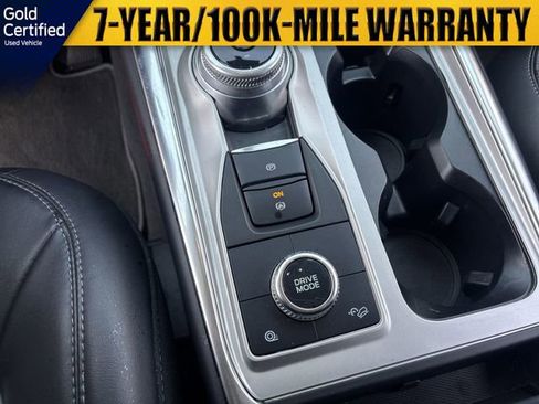 Used 2022 Ford Explorer XLT w/ Equipment Group 202A image 30