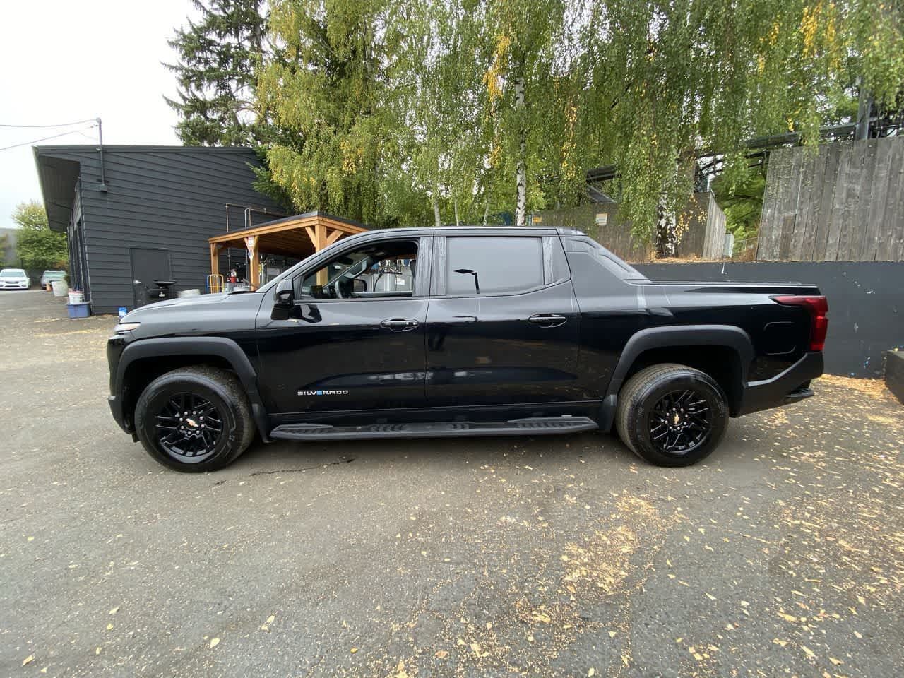 Used 2024 Chevrolet Silverado EV W/T AWD/4WD image 3