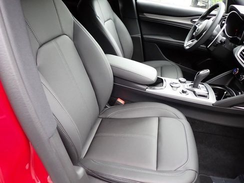 New 2025 Alfa Romeo Stelvio Sprint image 11