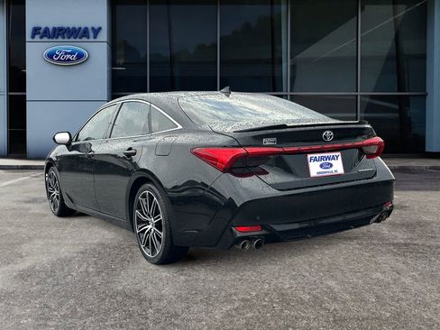Used 2019 Toyota Avalon Touring w/ Advanced Safety Package image 4