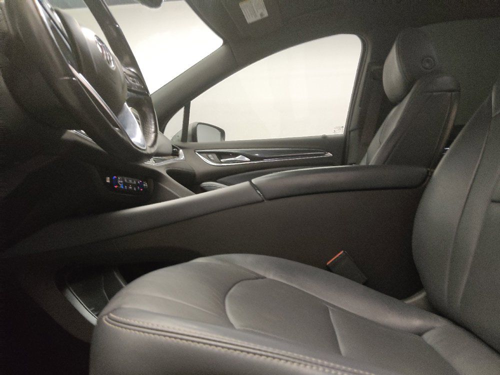 Used 2022 Buick Enclave Premium FWD image 17