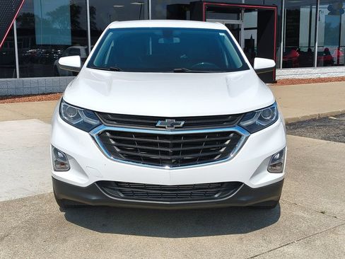 Used 2019 Chevrolet Equinox LT FWD image 2