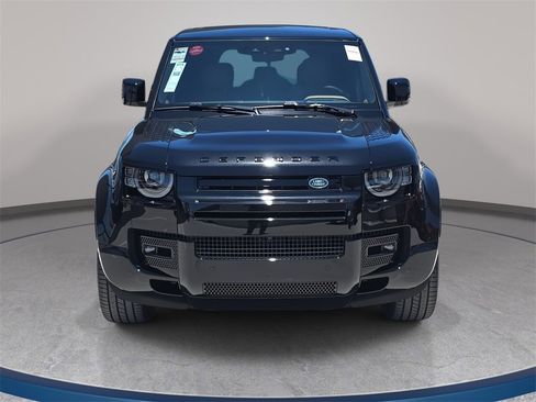 New 2025 Land Rover Defender 110 V8 image 2