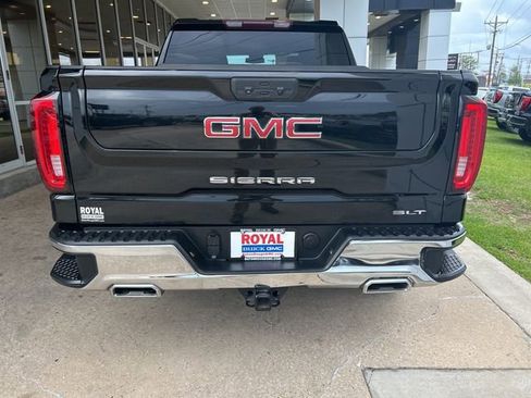 Used 2023 GMC Sierra 1500 SLT w/ SLT Premium Package AWD/4WD image 6