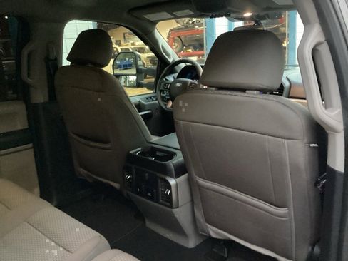 Used 2021 Ford F250 XLT w/ XLT Premium Package image 32